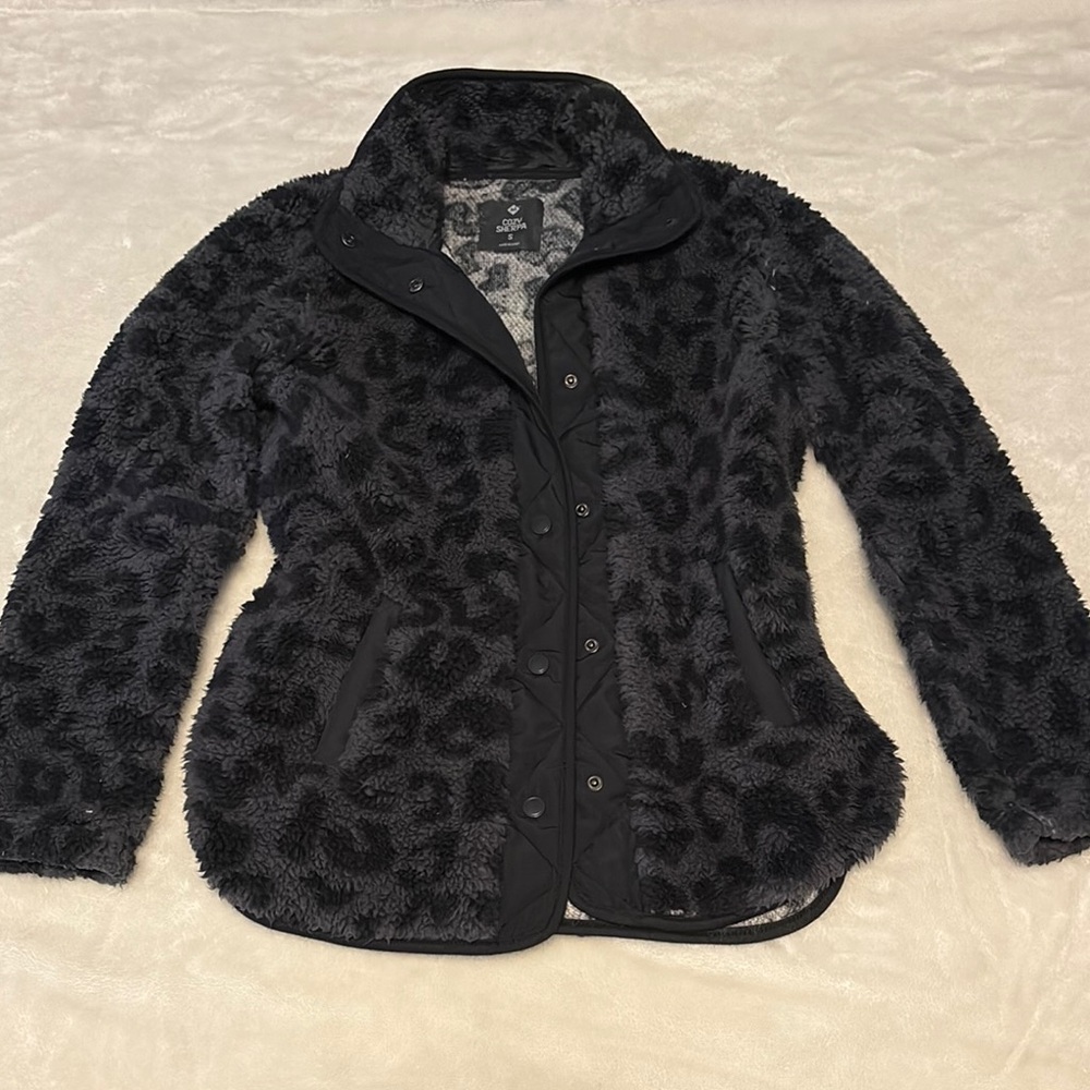 Women's Black Leopard Print Sherpa